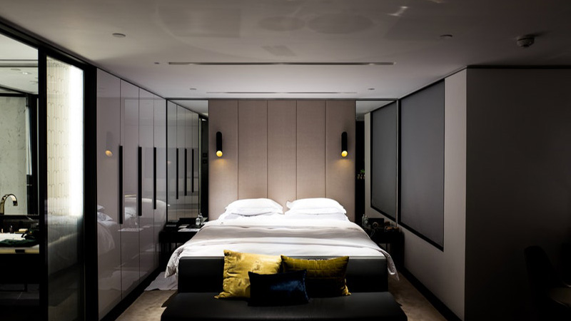 bed-with-white-bed-sheet-and-pillowcase-set-1-1-1.jpg
